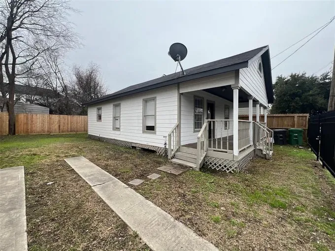916 E 35th St, Houston, TX 77022 for Sale