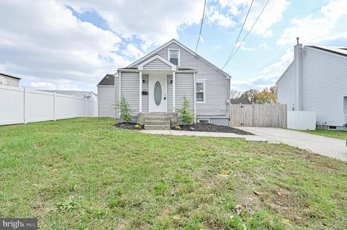 22 Garfield Avenue, Blackwood, NJ 08012 for Sale