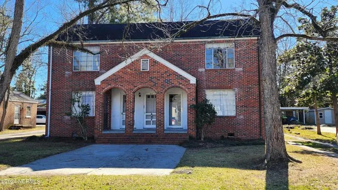 112 E CALHOUN ST, Whiteville, NC 28472 Multi Family For Sale  MLS# 100424390 for Rent