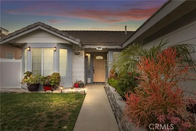 13132 Broken Bit, Corona CA 92883 for Sale