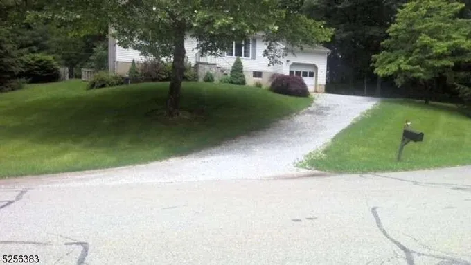 17 August Ln, Wantage, NJ 07461  609575150 for Sale