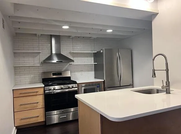 1839 Green St unit 308 - Harrisburg, PA 17102 - Home For Rent