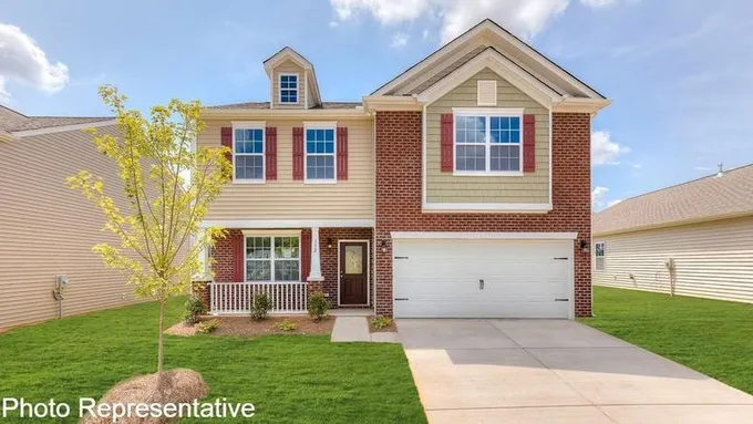 910 Newport Ct, Asheville, NC 28806 - MLS 4007520 for Sale