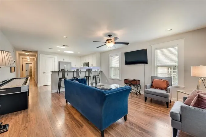 818 N Beckley Ave #816, Dallas, TX 75203 for Rent