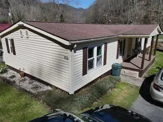 Oakwood, Buchanan County, VA House for sale Property ID: 415945079