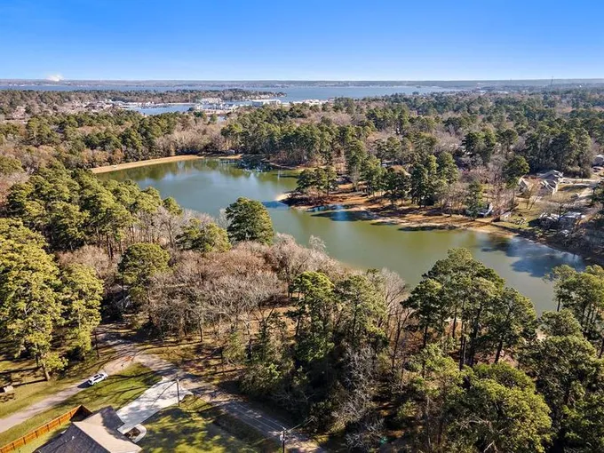 803 Columbia River, Conroe, TX 77316 for Sale