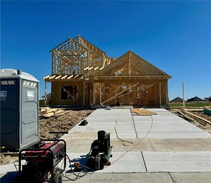 3136 Charge Lane, Bryan, TX 77808 for Sale