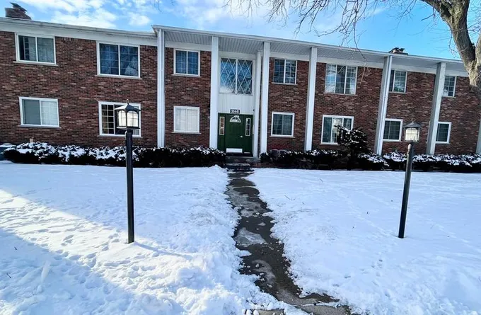 39441 Van person Ave #203, Sterling Heights, MI 48313 - MLS 24004896 for Rent