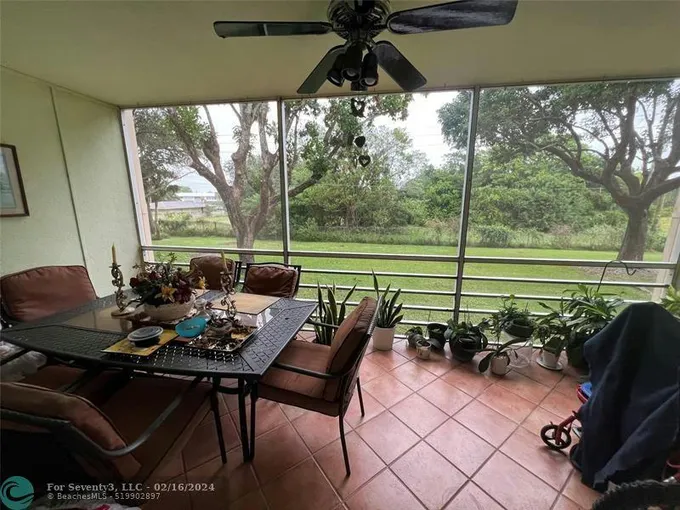 208 SOUTHAMPTON A # 208, West Palm Beach, FL 33417 Condo/Townhouse For Sale  MLS# F10413915