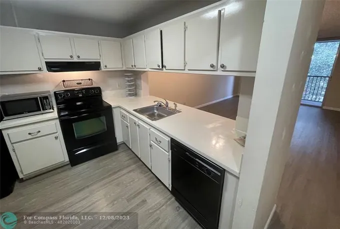 7175 Orange Drive, Unit 304H, Davie, FL 33314 for Rent
