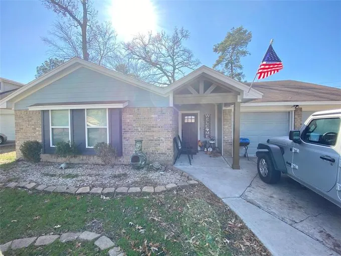 611 Aweigh Dr, Crosby, TX 77532 for Sale