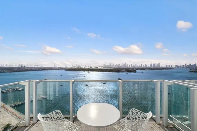 1100 West Avenue, Unit 1614, Miami Beach, FL 33139 for Sale