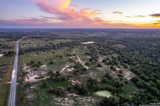 000 FM 2814/CR 515, Waelder, TX 78959 for Sale