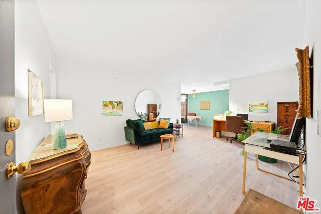525 N Sycamore 231, Los Angeles CA 90036 for Sale