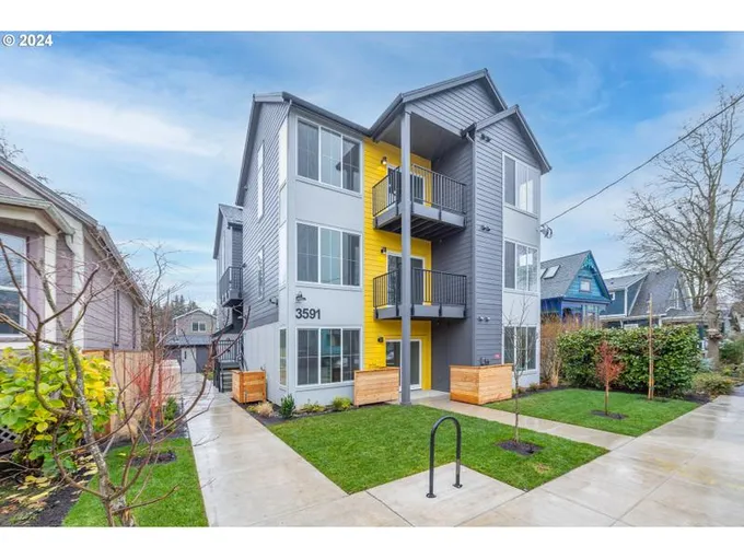 3591 N MICHIGAN AVE 102, Portland OR 97227 for Sale