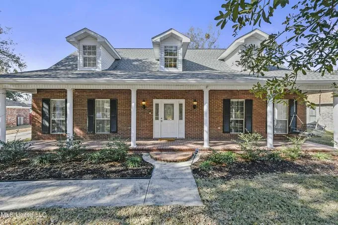 6817 Corto Road, Ocean Springs, MS 39564  620908100 for Sale
