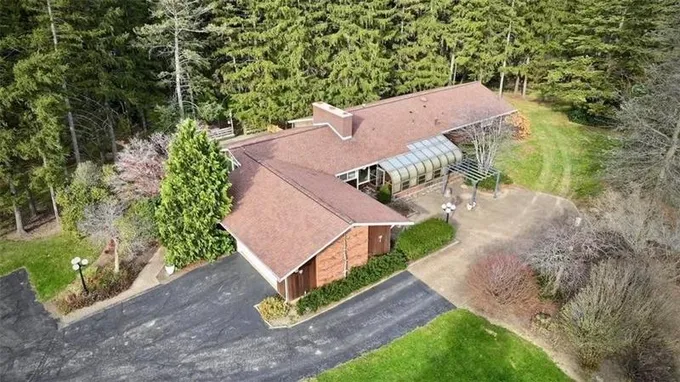 Fairview, Erie County, PA House for sale Property ID: 418789591