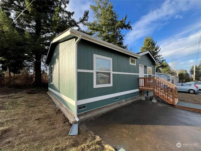 2411 Grandview Road, Unit 17, Ferndale, WA 98248 for Sale