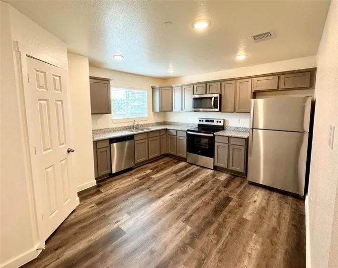 12603 Telge Rd 25B, Cypress, TX 77429 for Rent