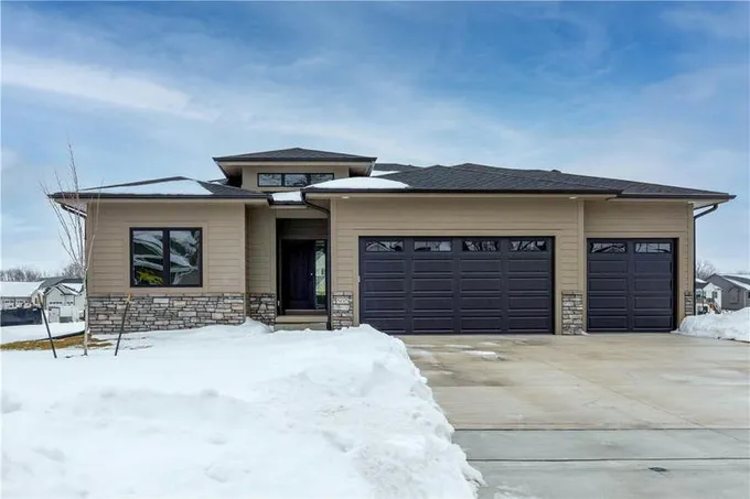 505 DEER HAVEN ST, Polk City, IA 50226 Single Family Residence For Sale  MLS# 686614
