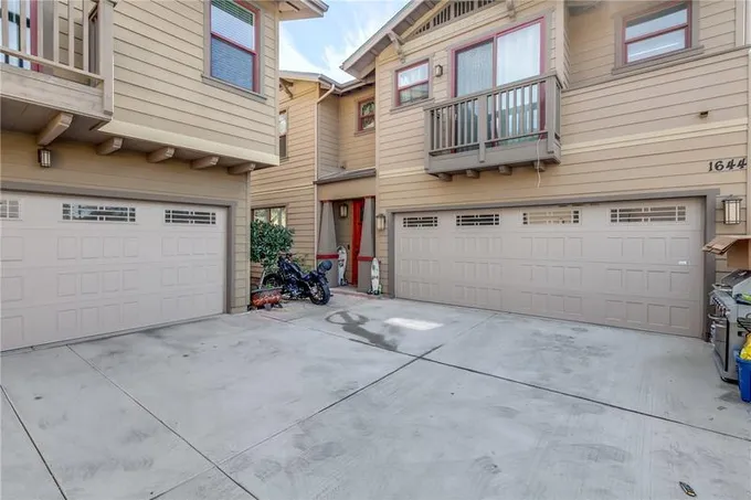 1644 Corson, Pasadena CA 91106 for Sale