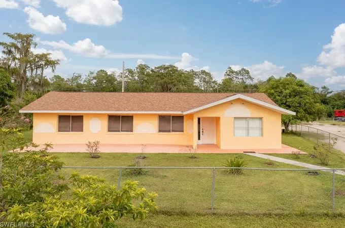 7081 Neal Rd, Fort Myers, FL 33905 - MLS 224001536 for Sale