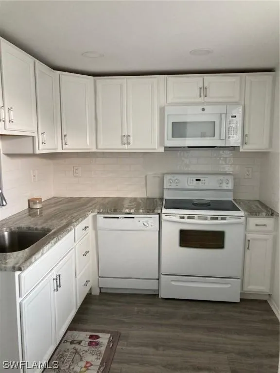 6220 Augusta Drive, Unit 413, Fort Myers, FL 33907 for Sale