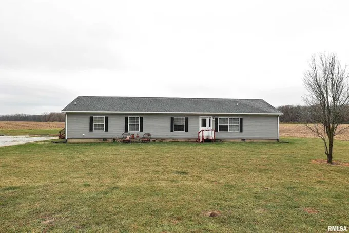 7980 Downs Lane, Rushville, IL 62681 for Sale
