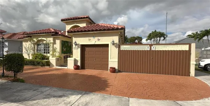 15901 Southwest 54th Terrace, Miami, FL 33185 for Sale