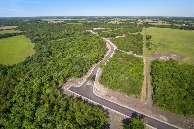 2306 Cedar Ridge Trl, Van Alstyne, TX 75495 for Sale