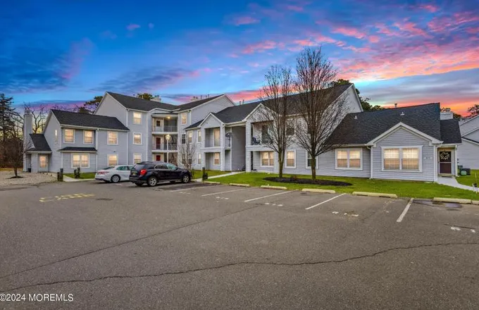 620 Waters Edge Dr, Toms River Township, NJ 08753 - MLS 22402859 for Sale