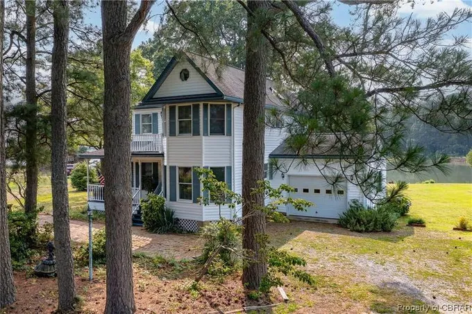 42 GREEN OAKS WAY, Port Haywood, VA 23138 Single Family Residence For Sale  MLS# 2316451
