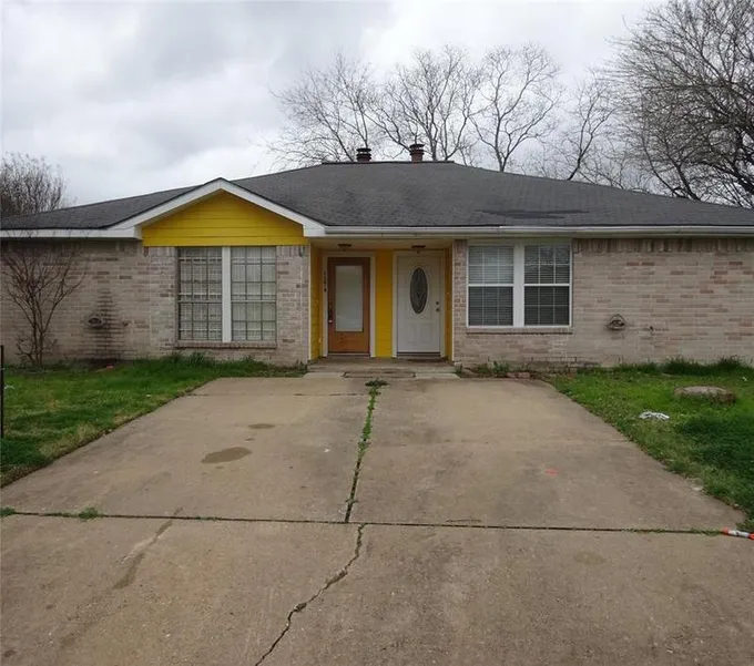 11021 Crenchrus Ct, Houston, TX 77086 for Sale