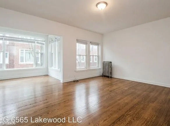 6565 N Lakewood Ave - Chicago, IL 60626 - Home For Rent