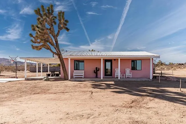 55717 Ruth, Yucca Valley CA 92284 for Sale
