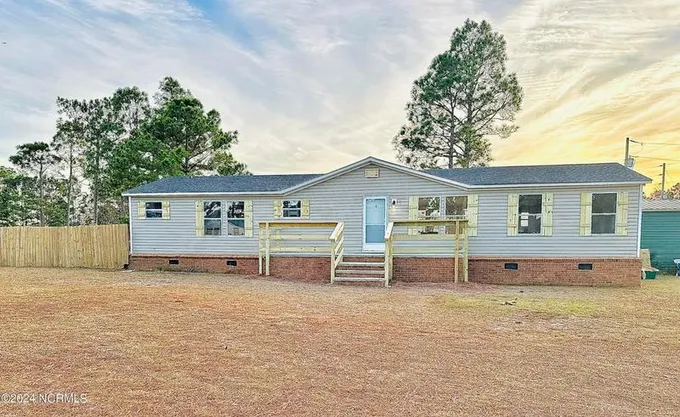 219 Castlebury Lane, Hubert, NC 28539  MLS# 100417593 for Sale