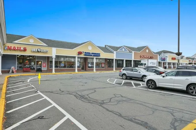 53 E Main Rd, Middletown, RI 02842 - MLS 1350788 for Sale