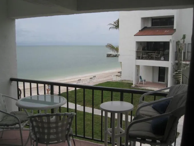 601 W Ocean Dr #414D, Key Colony Beach, FL 33051  MLS# 608710 for Sale