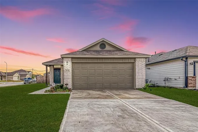 10530 Vinca Minor Ln, Houston, TX 77016 for Sale