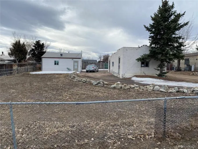 2860 West 67th Place, Denver, CO 80221 for Sale