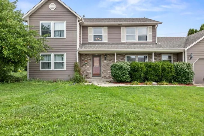 538 Fairview Circle, Waterford, WI 53185 for Sale