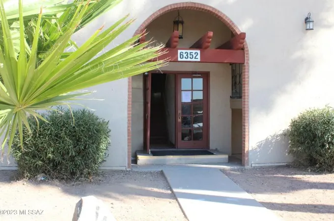 6352 N Barcelona Ln #108, Tucson, AZ 85704 - MLS 22315098 for Sale