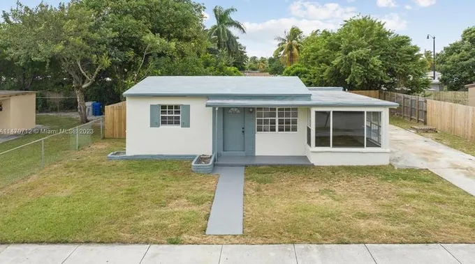 1536 NE 27th Ct, Pompano Beach, FL 33064 - MLS A11470712 for Sale