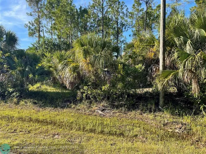 3311 37th Street West, Lehigh Acres, FL 33971 for Sale