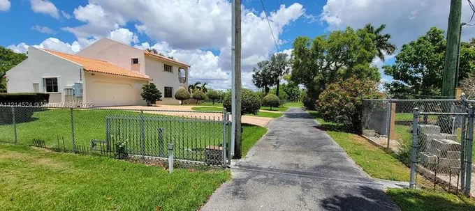 20850 SW 210th Ave, Miami, FL 33187 - MLS A11214524 for Sale
