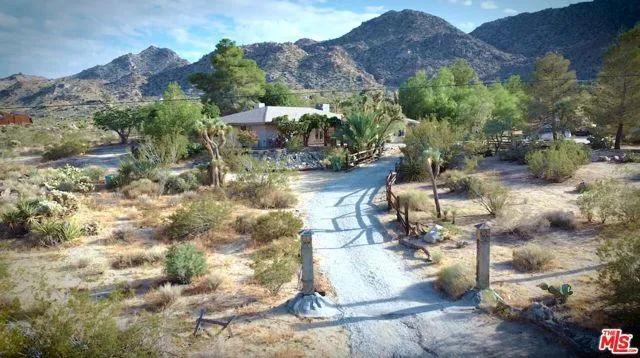 61839 Joshua, Joshua Tree CA 92252 for Sale