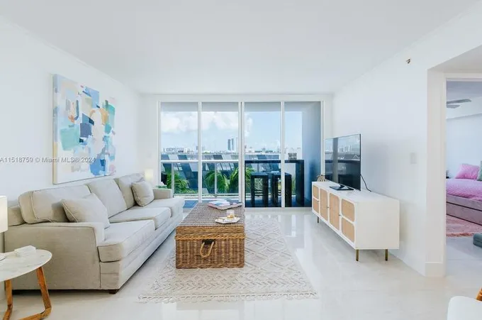 1800 Sunset Harbour Dr #703, Miami Beach, FL 33139 - MLS A11518759 for Rent