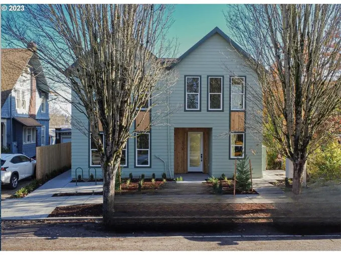 5326 SE Milwaukie 6, Portland OR 97202 for Sale