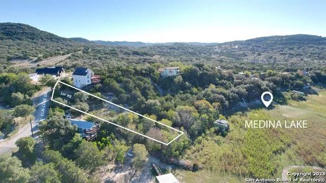 Lakehills, Bandera County, TX Lakefront Property, Waterfront Property, House for sale Property ID: 418158397
