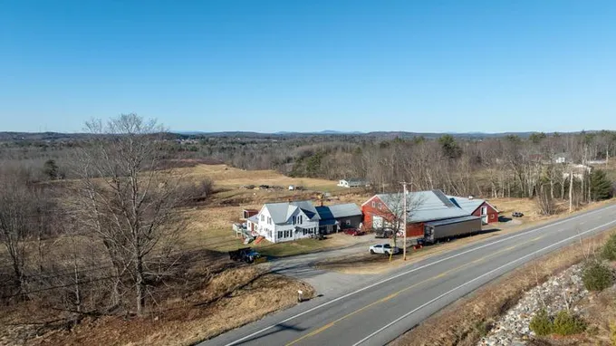 515 Middle Road, Sabattus ME 04280 for Sale